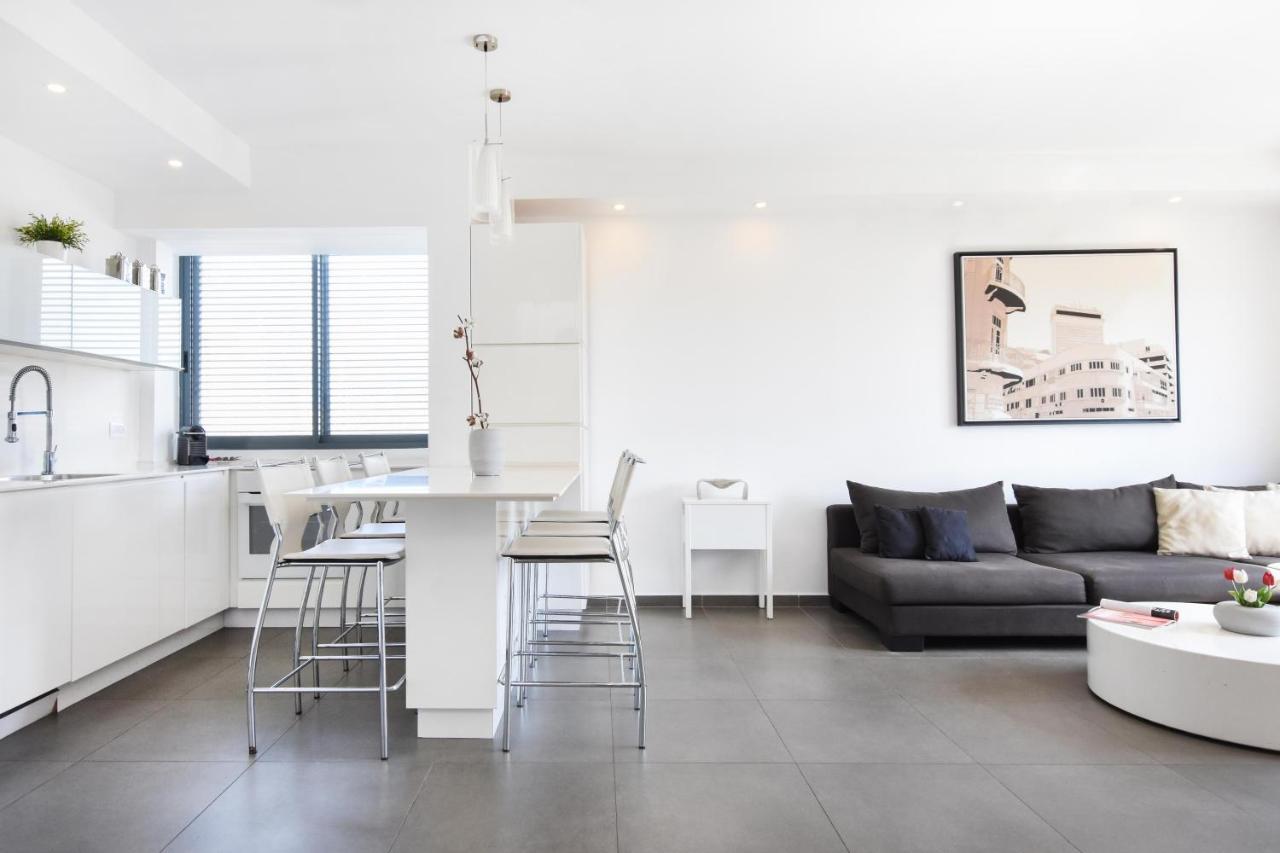 Spacious 2-Br In Shenkin Street By Holyguest Тель-Авив Экстерьер фото